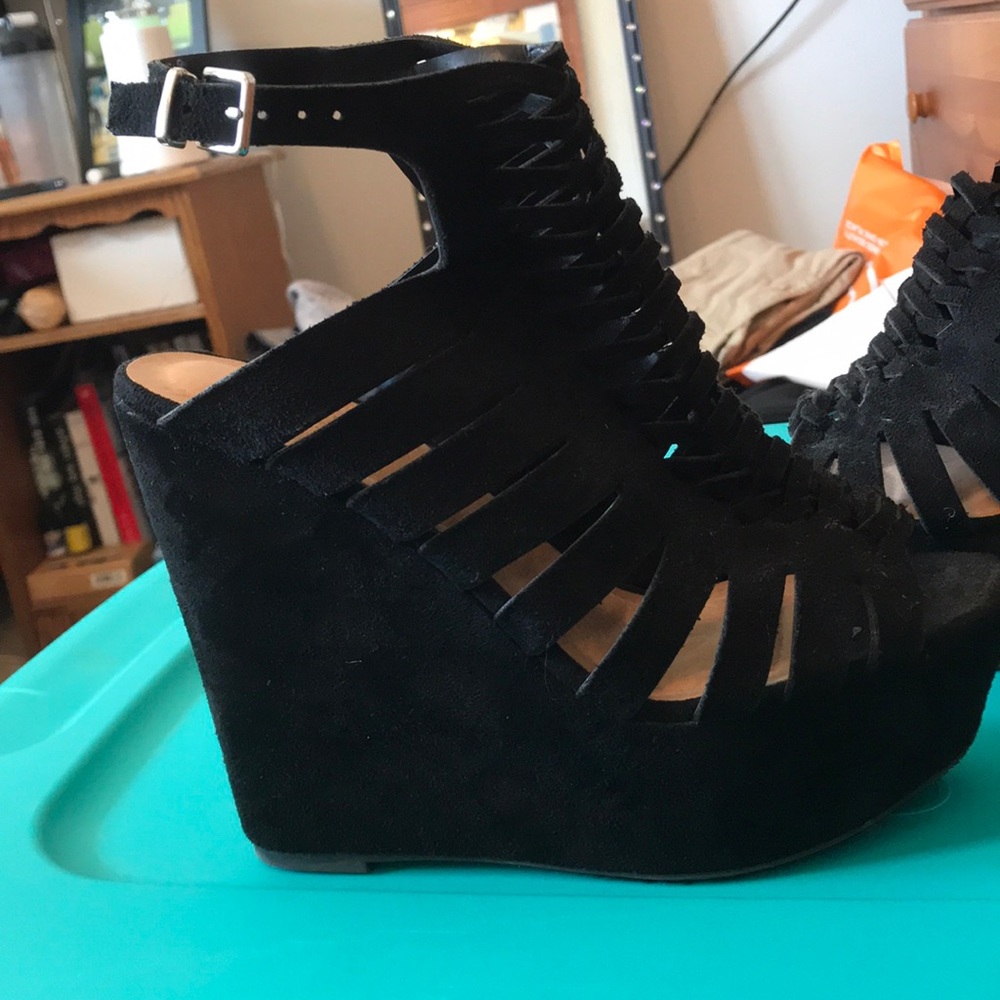 Suede wedges